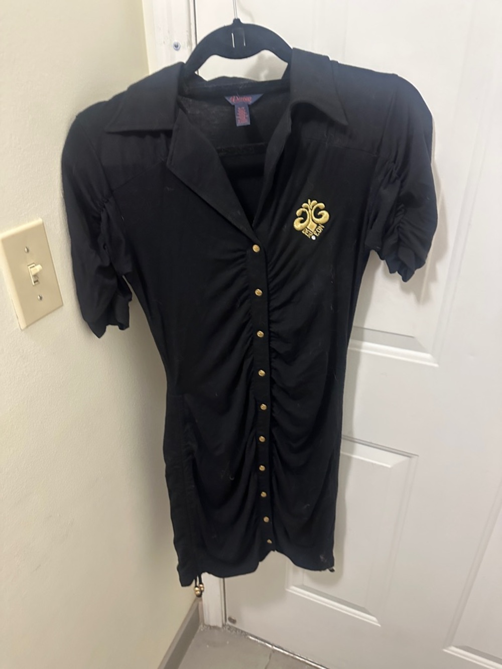 Dereon Black Button-Front Dress with Gold Embroidered Crest